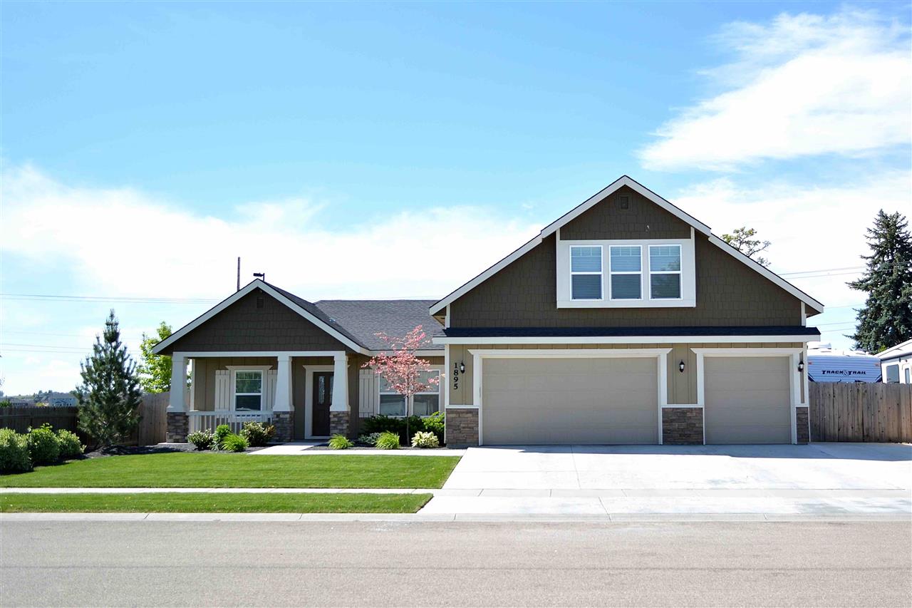 1895 E Grayson, Meridian, ID 83642 photo 1
