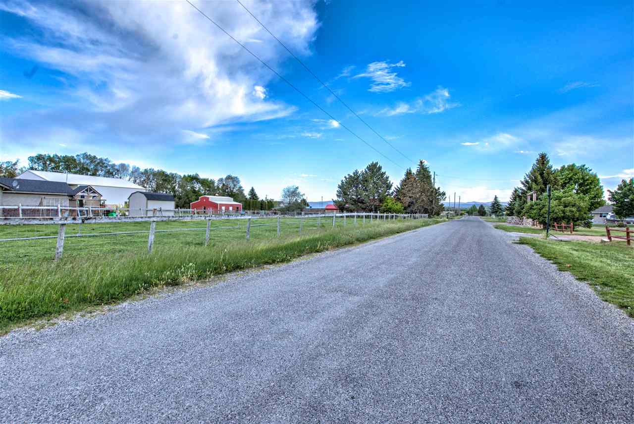 3347 E 3400 N, Kimberly, ID 83341 photo 1