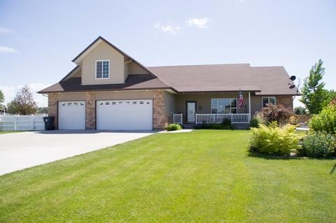 2495 E 3706 N, Twin Falls, ID 83301 photo 1