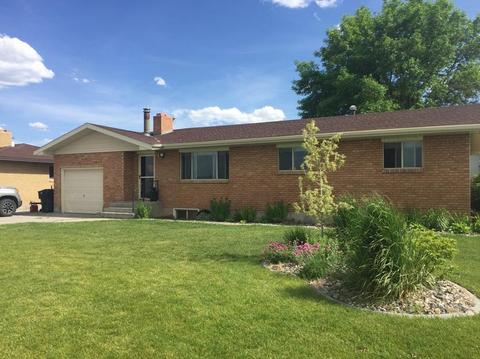 627 E 27th St, Burley, ID 83318 photo 1