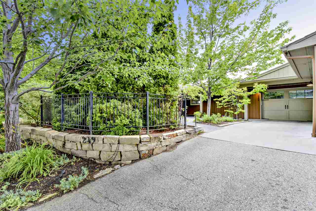 249 E Braemere Rd, Boise, ID 83702 photo 1