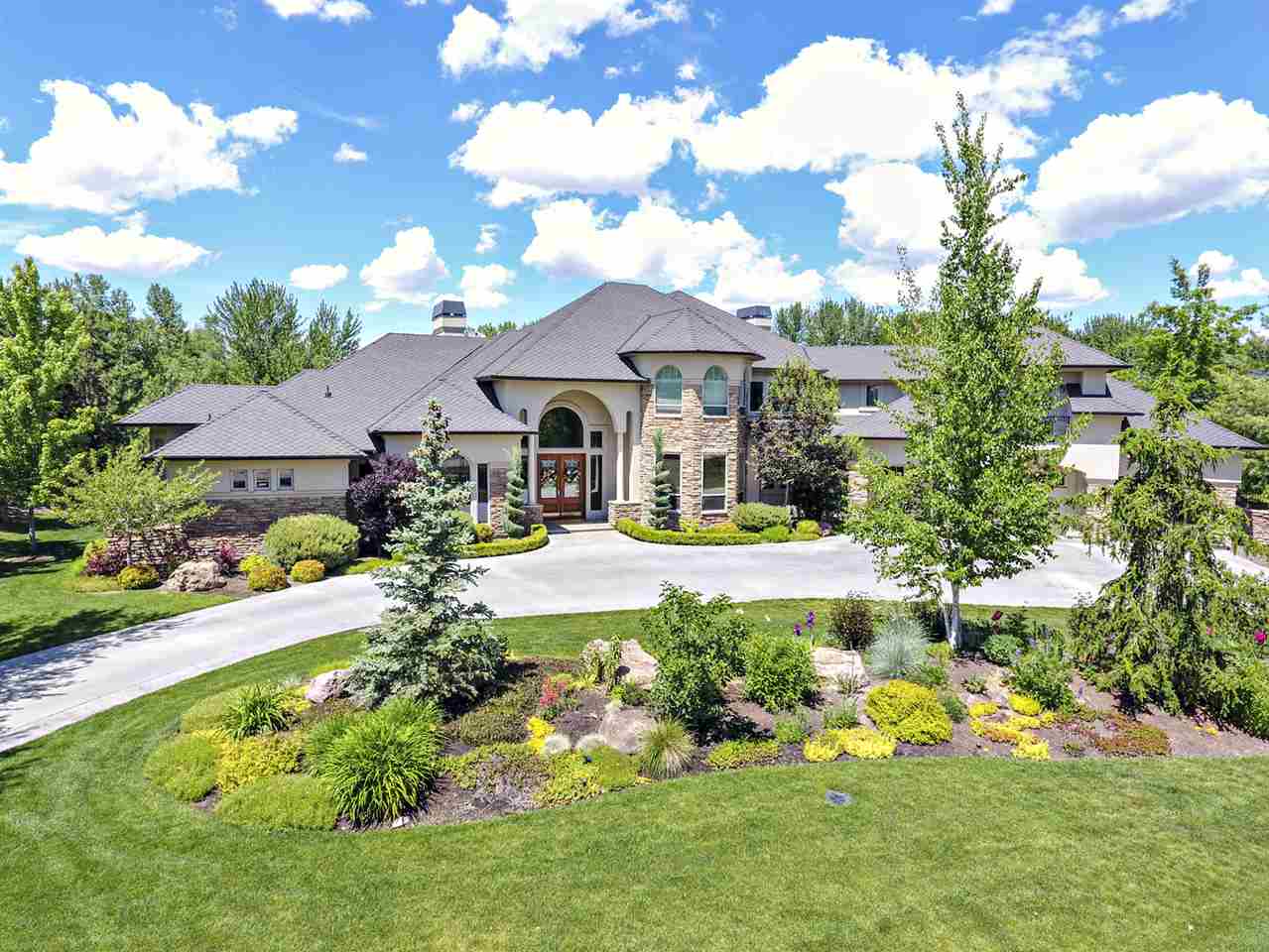 998 E Brookwood Dr, Eagle, ID 83616 photo 1