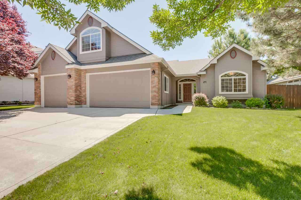 491 E Ridge Dr, Eagle, ID 83616 photo 1