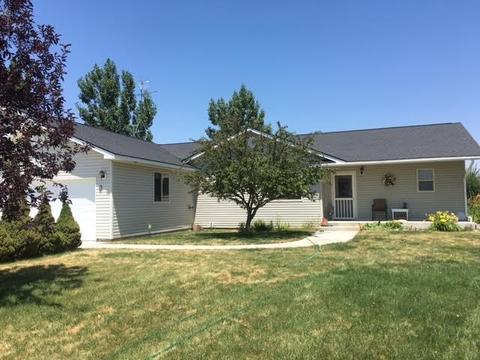 576 River View Dr, Gooding, ID 83330 photo 1
