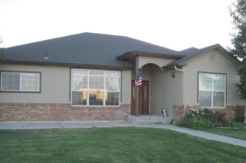 698 Columbia Ave, Nyssa, OR 97913 photo 1