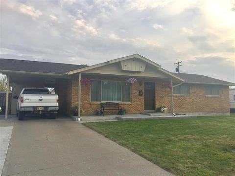 803 E 17th St, Burley, ID 83318 photo 1