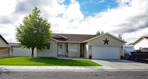 1007 Bailey Ave, Filer, ID 83328 photo 1