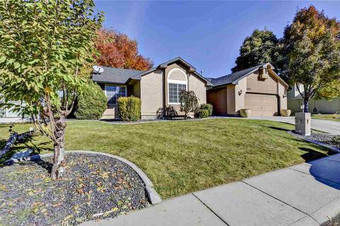 1512 E Falconrim Ct, Eagle, ID 83616 photo 1