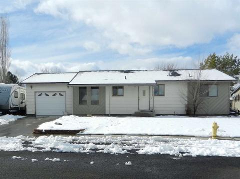 1435 Mountain View Dr, Gooding, ID 83330 photo 1