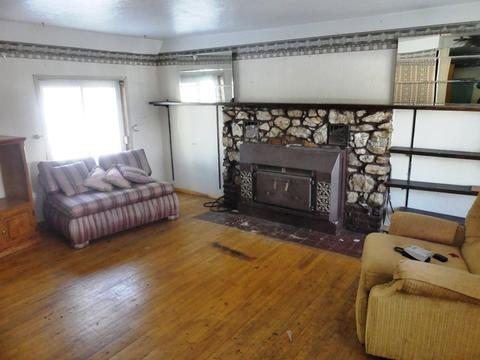 304 E Pine St, Cascade, ID 83611 photo 4