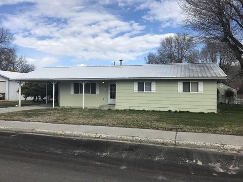 492 W St S, Vale, OR 97918 photo 1