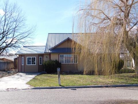 1104 C St W, Vale, OR 97918 photo 1