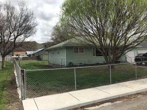 516 Smith St, Vale, OR 97918 photo 1