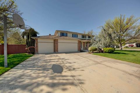 473 E Linkershim Dr, Meridian, ID 83642 photo 1