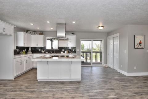 13401 Dunn Dr, Caldwell, ID 83607 photo 1
