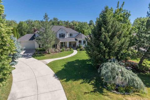 204 E Woodlander Dr, Eagle, ID 83616 photo 1