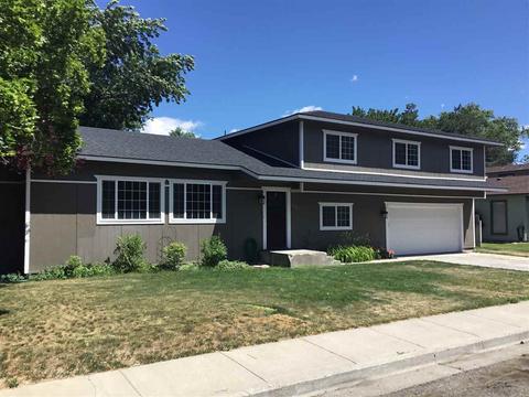 1370 N 9th E, Mountain Home, ID 83647 photo 1