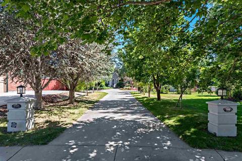 1555 E Feather Nest Dr, Eagle, ID 83616 photo 1