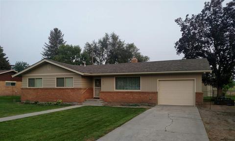 615 E 9th Ave, Gooding, ID 83330 photo 1