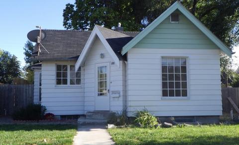 317 4th Ave E, Jerome, ID 83338 photo 1