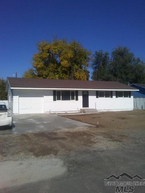 214 Rice Ave, Gooding, ID 83330 photo 1