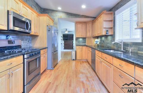398 E Rene, Eagle, ID 83616 photo 1