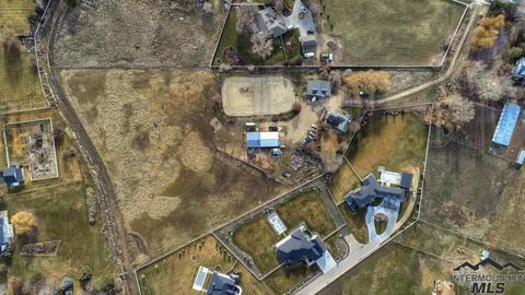 3050 W Floating Feather Rd, Eagle, ID 83616 photo 6