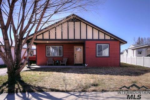 509 E 3rd St, Emmett, ID 83617 photo 1