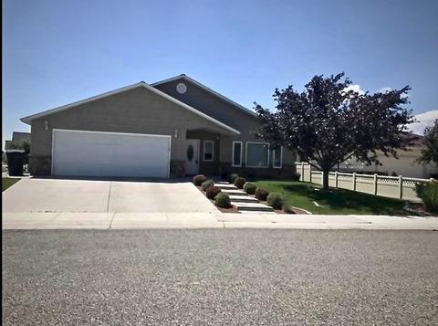 1525 Garnet Dr, Gooding, ID 83330 photo 1