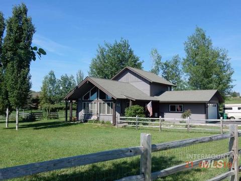 14014 Easy St, Mccall, ID 83638 photo 1
