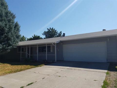 910 N 12th E, Mountain Home, ID 83647 photo 1