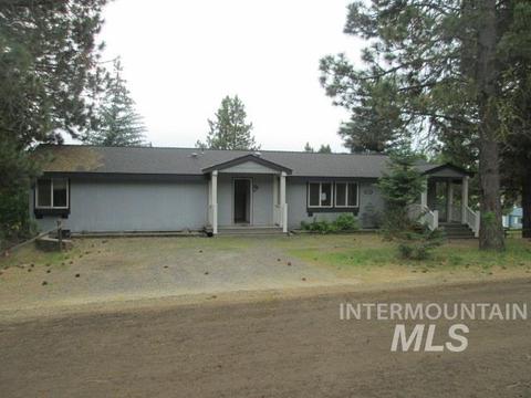 209 Glen St, Cascade, ID 83611 photo 1