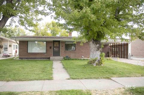 950 N 8th E, Mountain Home, ID 83647 photo 1
