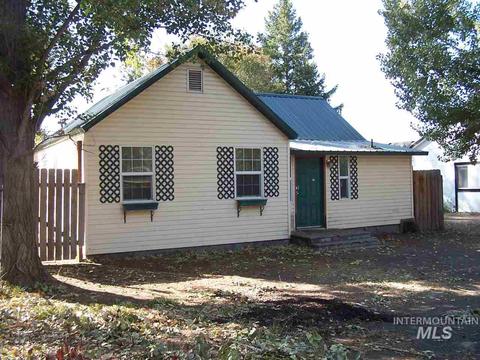 240 Orchard, Hagerman, ID 83332 photo 1