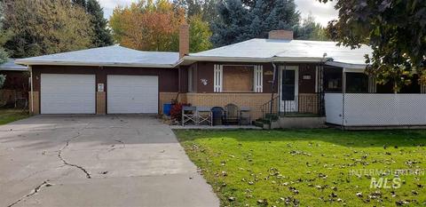 211 W 8th Ave, Gooding, ID 83330 photo 1