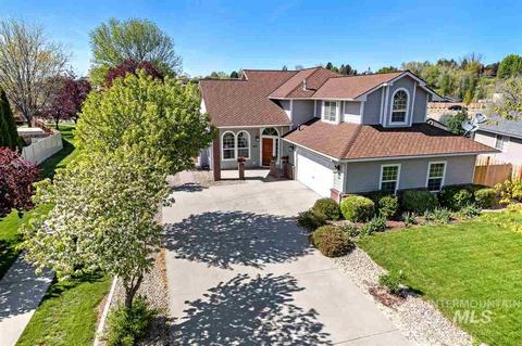 1812 E Birchwood Dr, Eagle, ID 83616 photo 1