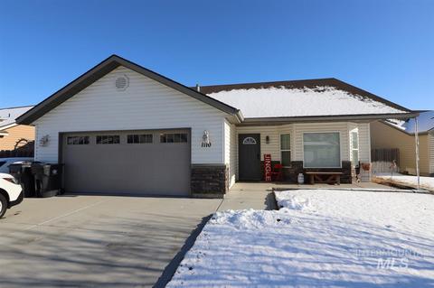 1110 Saddle Dr, Filer, ID 83328 photo 1