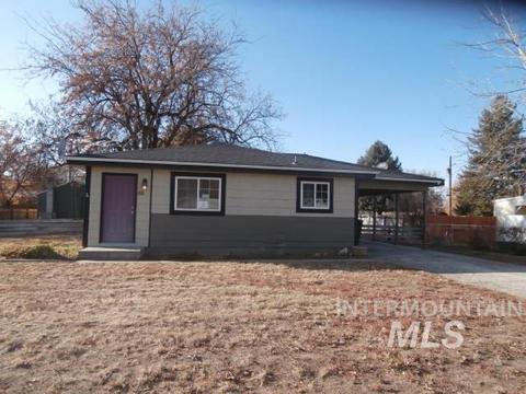 1233 W 4th St, Weiser, ID 83672 photo 1