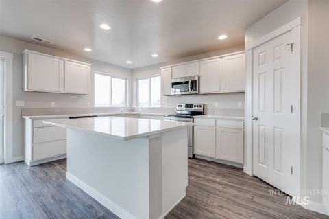 812 N Chastain Ln, Eagle, ID 83616 photo 1