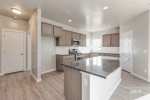 815 N Chastain Ln, Eagle, ID 83616 photo 1