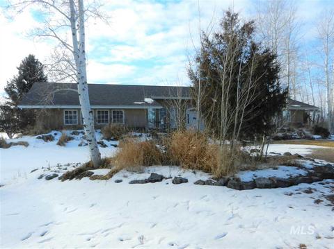 1925 Summit Dr, Gooding, ID 83330 photo 1