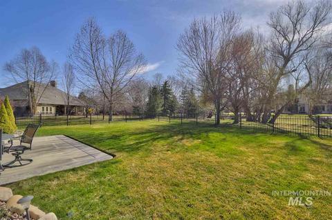452 W Bogus View Dr, Eagle, ID 83616 photo 1