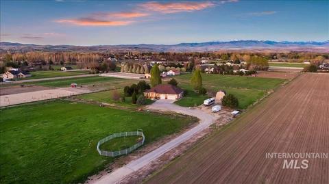 504 N Ballantyne Ln, Eagle, ID 83616 photo 1
