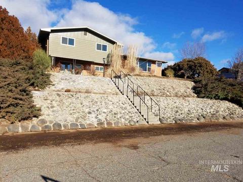 76 E 4th Ave, Glenns Ferry, ID 83623 photo 1