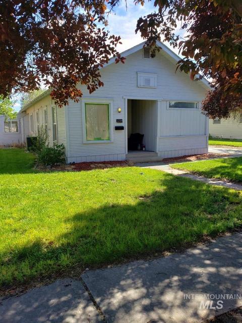 1238 6th Ave E, Twin Falls, ID 83301 photo 1