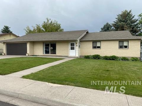 819 E 16th, Jerome, ID 83338 photo 1