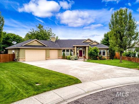 1534 W Yellowstone Ct, Eagle, ID 83616 photo 1