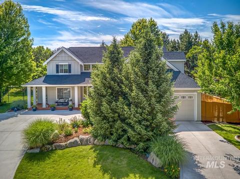 933 E Columbary, Eagle, ID 83616 photo 1