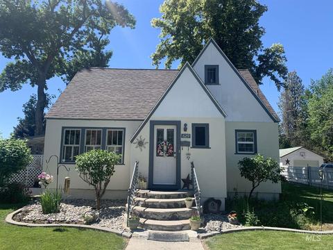 629 5th E, Gooding, ID 83330 photo 1
