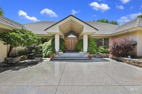 2111 E Table Rock, Boise, ID 83712 photo 1